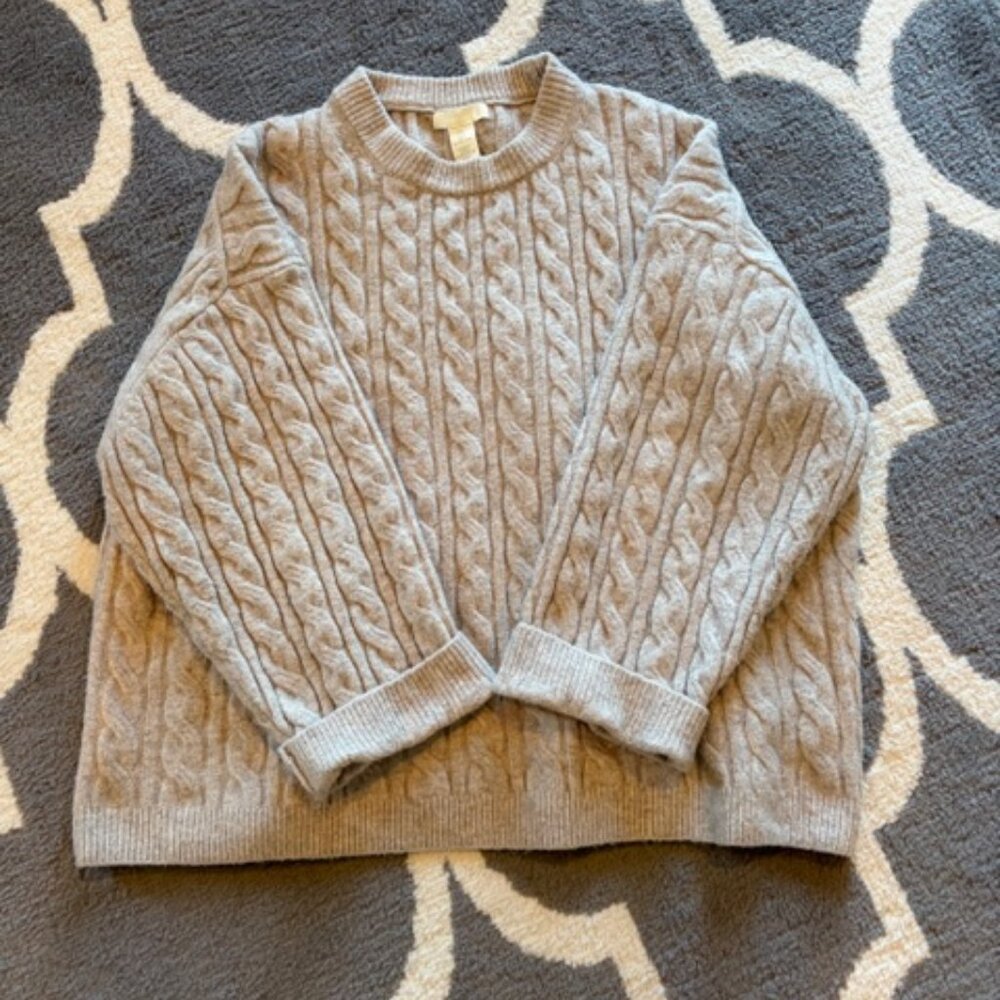 H&M Ladies Oversized Size Large Sweater